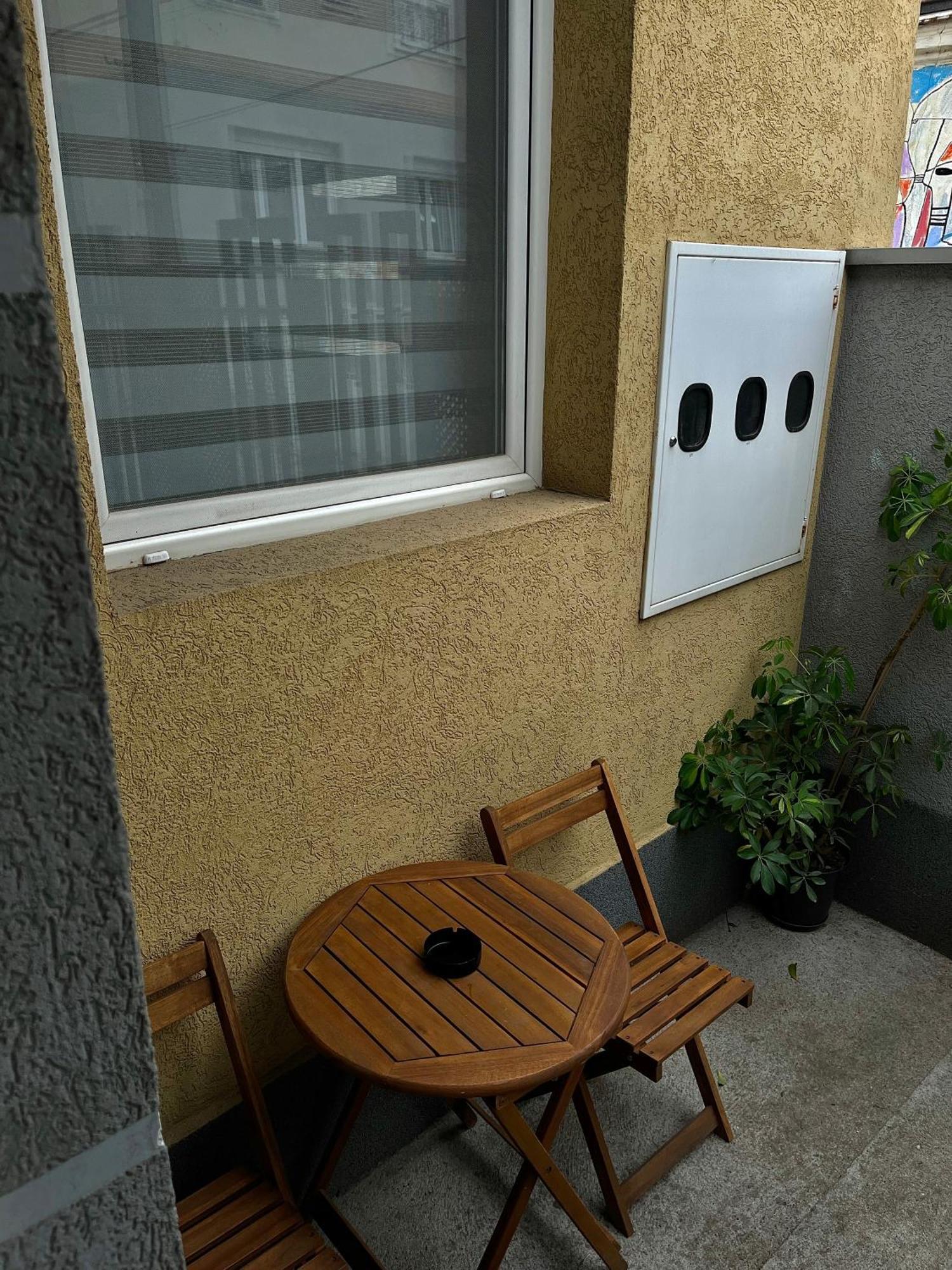 Nilton Apartmans Ni Exterior foto