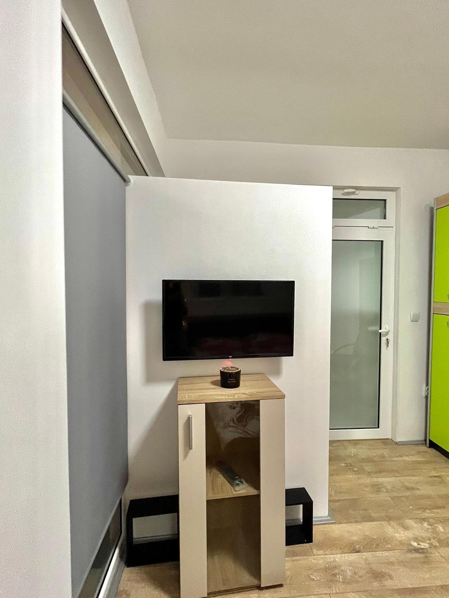 Nilton Apartmans Ni Exterior foto